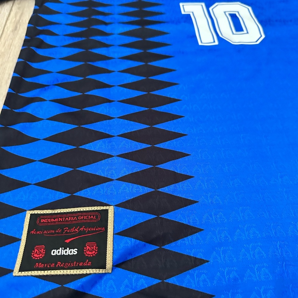 Argentina Maradona Retro Jersey 1994 Blue - Picture 5 of 7
